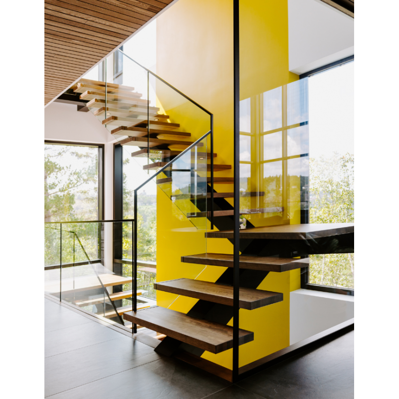   LNY STRINGER  L-SHAPED STAIRCASE WITH GLASS PANEL RAILINGS AND CENTRAL STEEL STRINGER  - New York - Prestige Metal