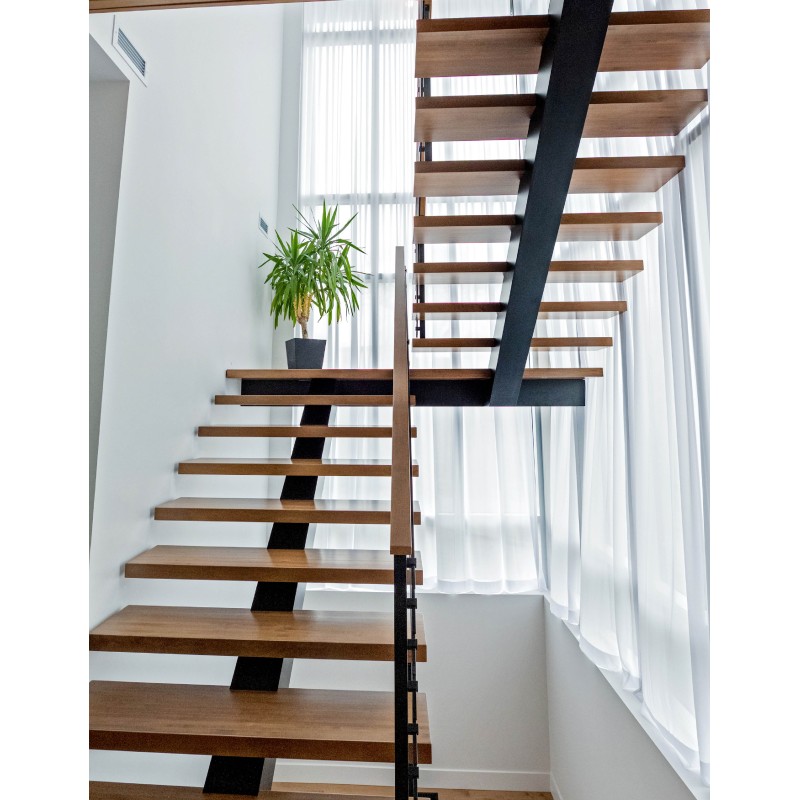   LNY STEEL STRINGER  CENTRAL MONO STEEL STAIR STRINGER  - New York - Prestige Metal