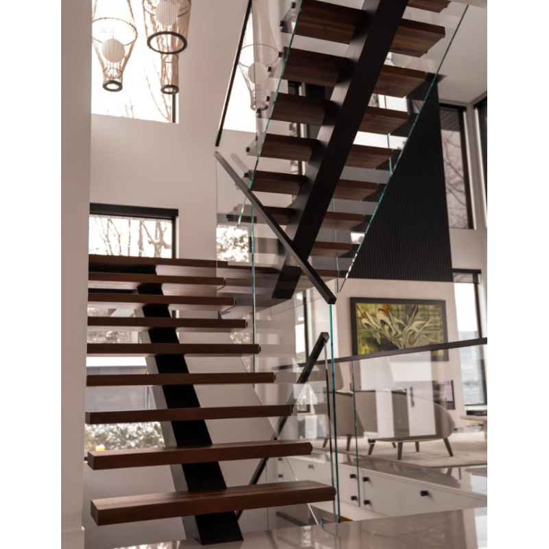 New York Réalisations | Prestige Metal LIMON D'ACIER ESCALIER EN U AVEC GARDE-CORPS EN PANNEAUX DE VERRE ET LIMON CENTRAL EN ACIER - New York - Prestige Metal